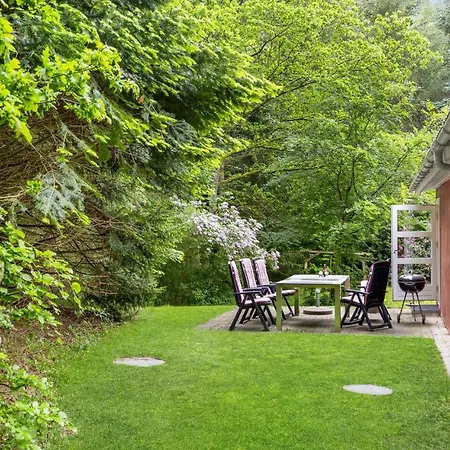 3 Bedroom Lovely In 펜션 Gistrup